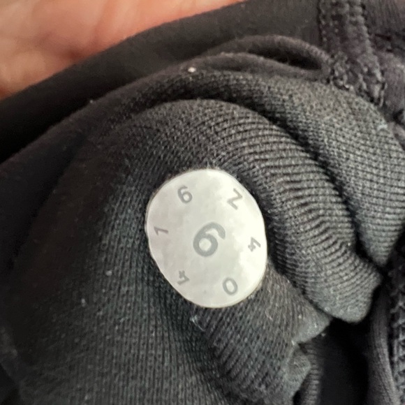 lululemon women’s athletica high rise Leggings black size 6 - Picture 3 of 4